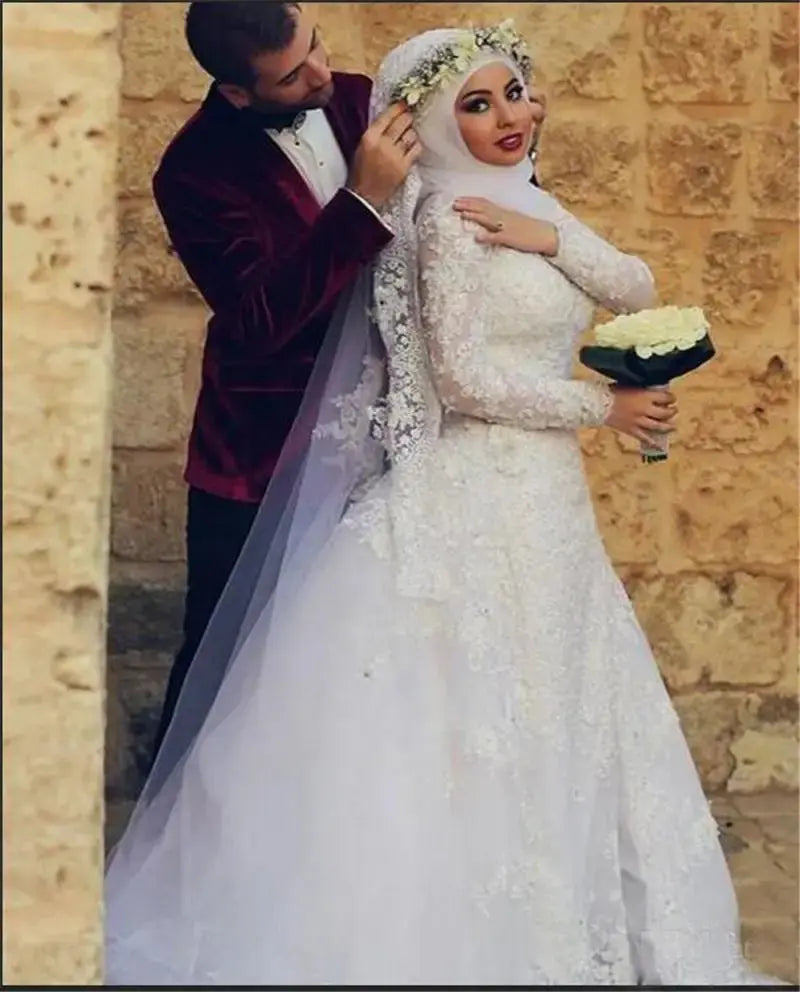 Fashion Muslim Wedding Dresses Long Sleeve Hijab Lace Appliqued Islamic Custom Made Bridal Gowns 2024 Wedding Bridal Gown Store